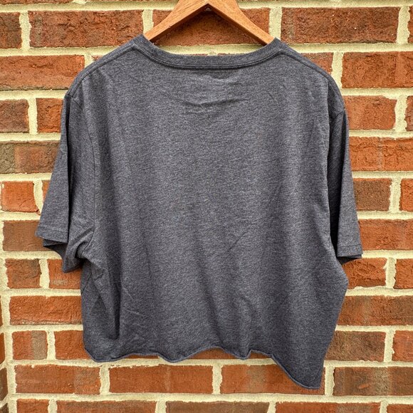Old Navy Cropped Cut-Off Graphic Tee XL Dark Gray Killing Me Smalls Raw Hem - Picture 2 of 8